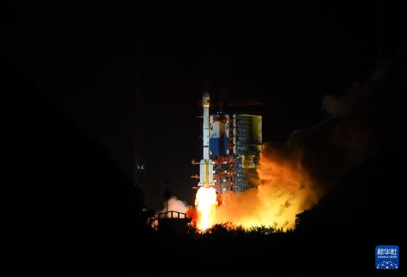 我国成功发射通信技术试验卫星十七号